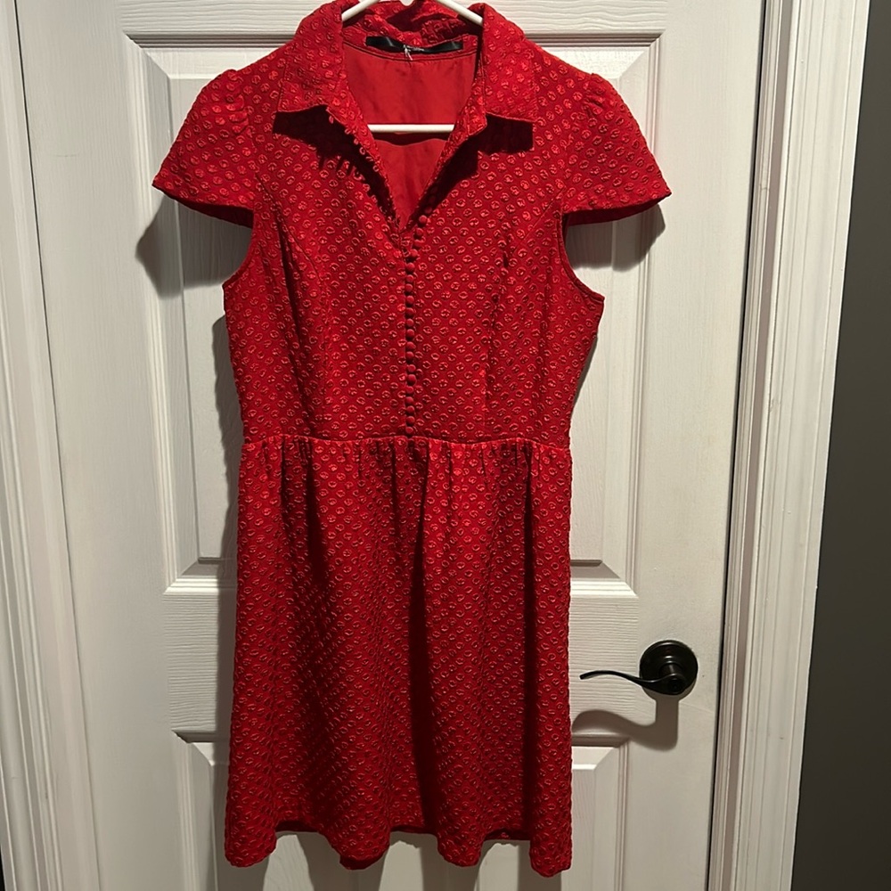 $5 in $25 bundle Kenzie red dress size S